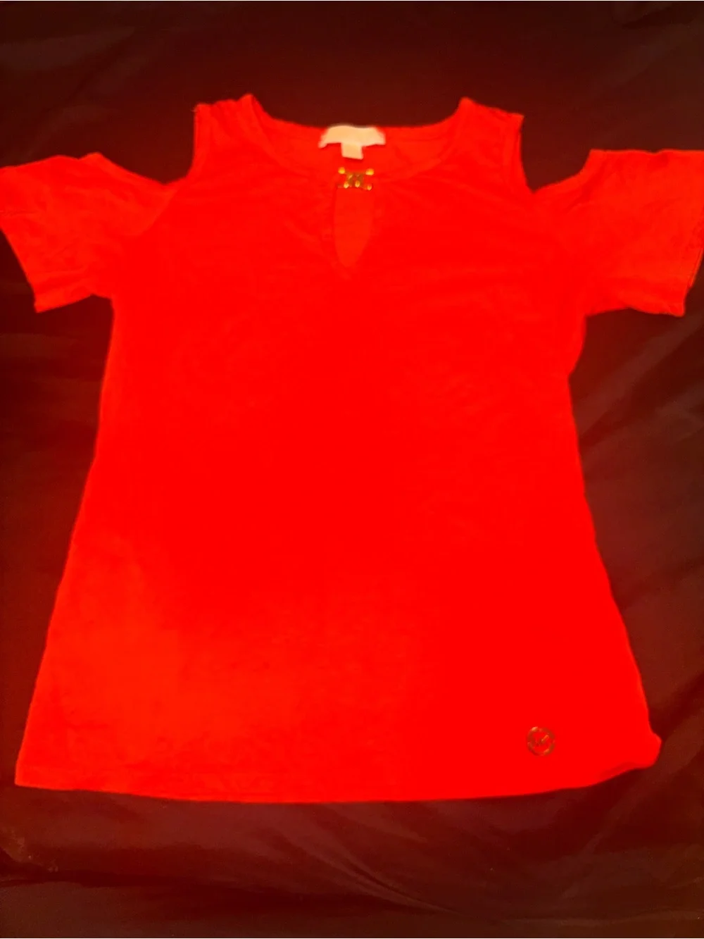 Michael Kors Red Cold-Shoulder Short Sleeve Tee with Keyhole